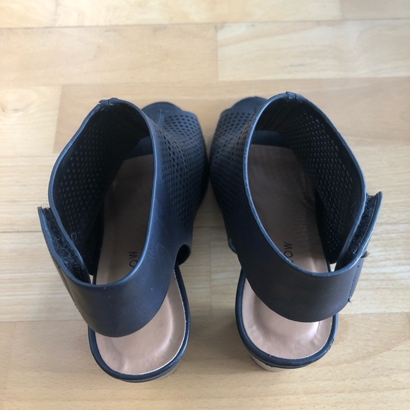 Harlow Block Heel Shoes - Picture 4 of 8